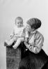 Borghild Bergersen, født Sørlie 1891-1982
Knut Bergersen 1915-2010 