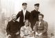 Sogneprest Johan J.E. Selmer m/frue to sønner og en datter.